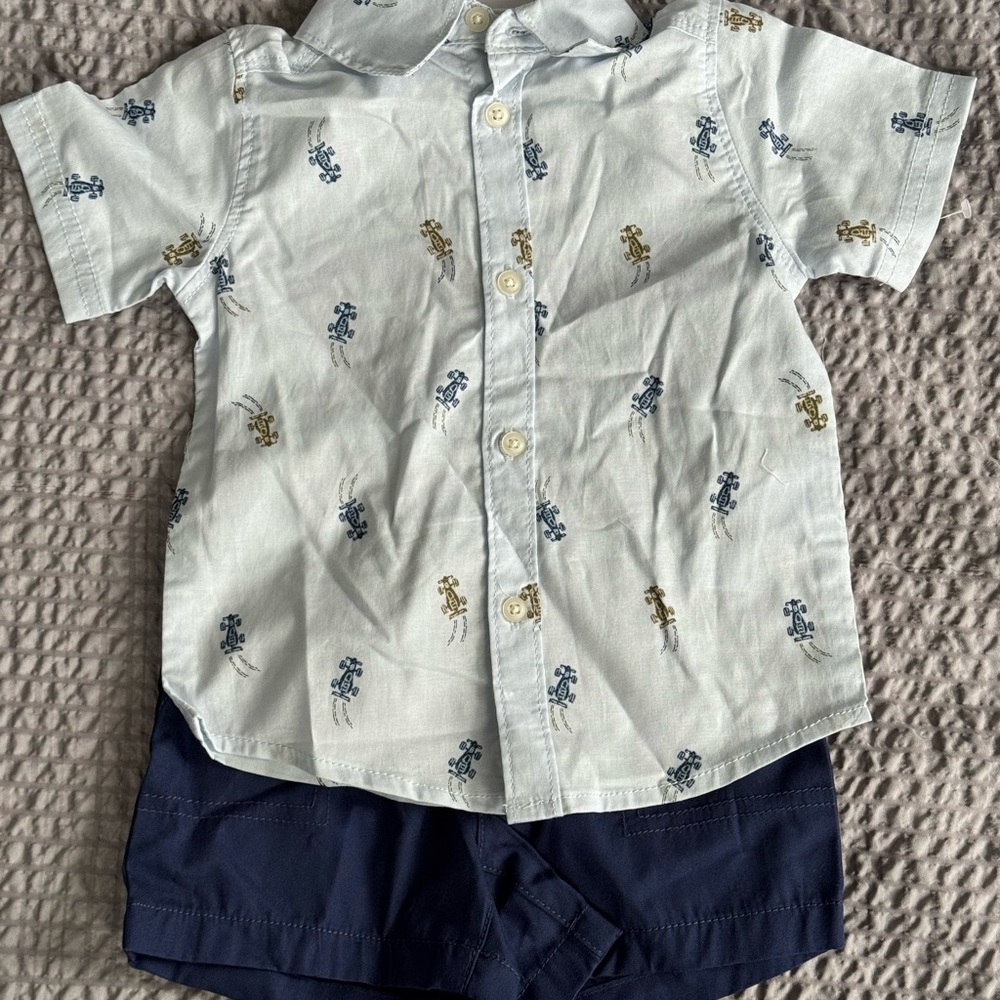 ⚠️Carter’s Button-Down Shirt and Shorts Set⚠️